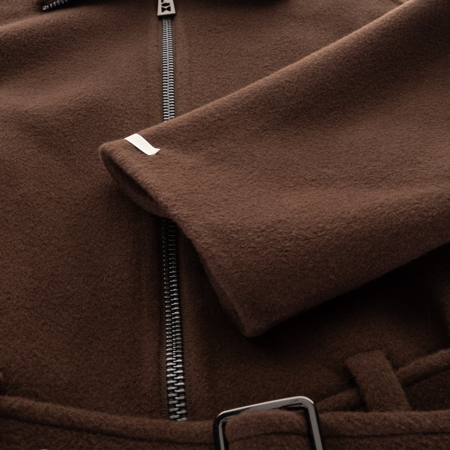 Wolljacke mit Gürtel