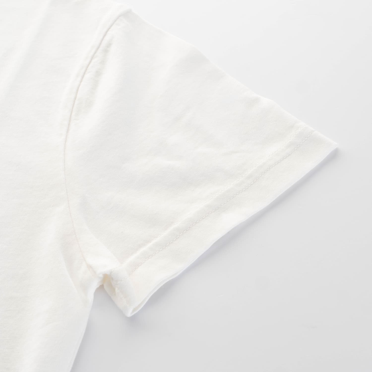 Bowery-221-optic-white-4-von-5 bowery-221-optic-white-4-von-5