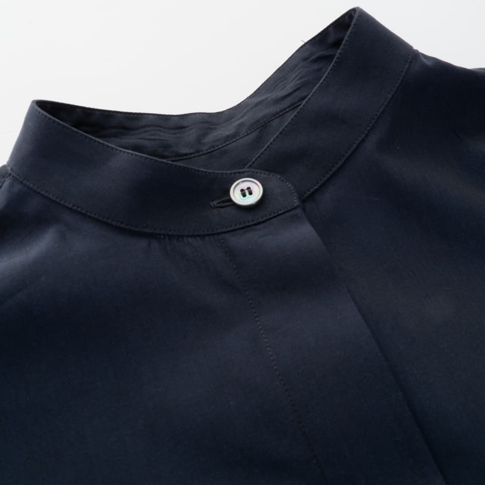 Longbluse mit Stehkragen