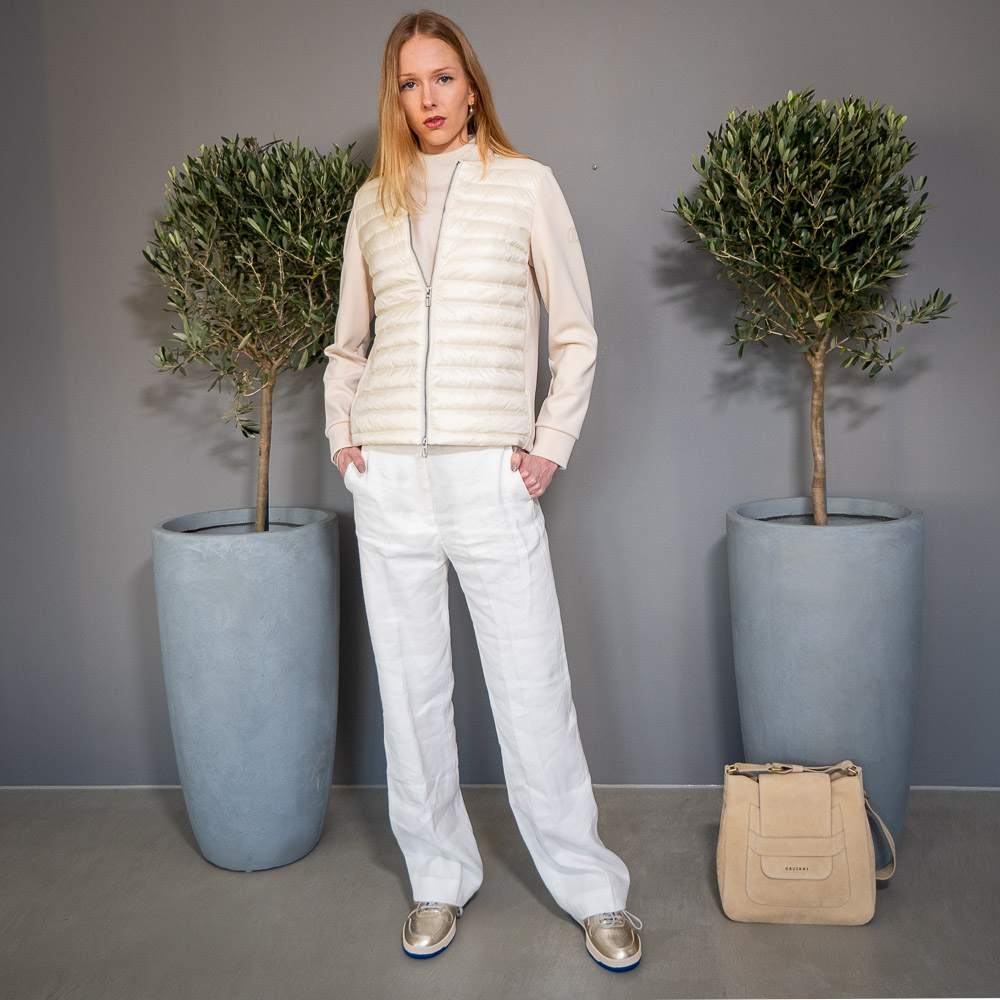 Absolute Leichtigkeit. 370572833_310092438363540_7287694815712444806_n