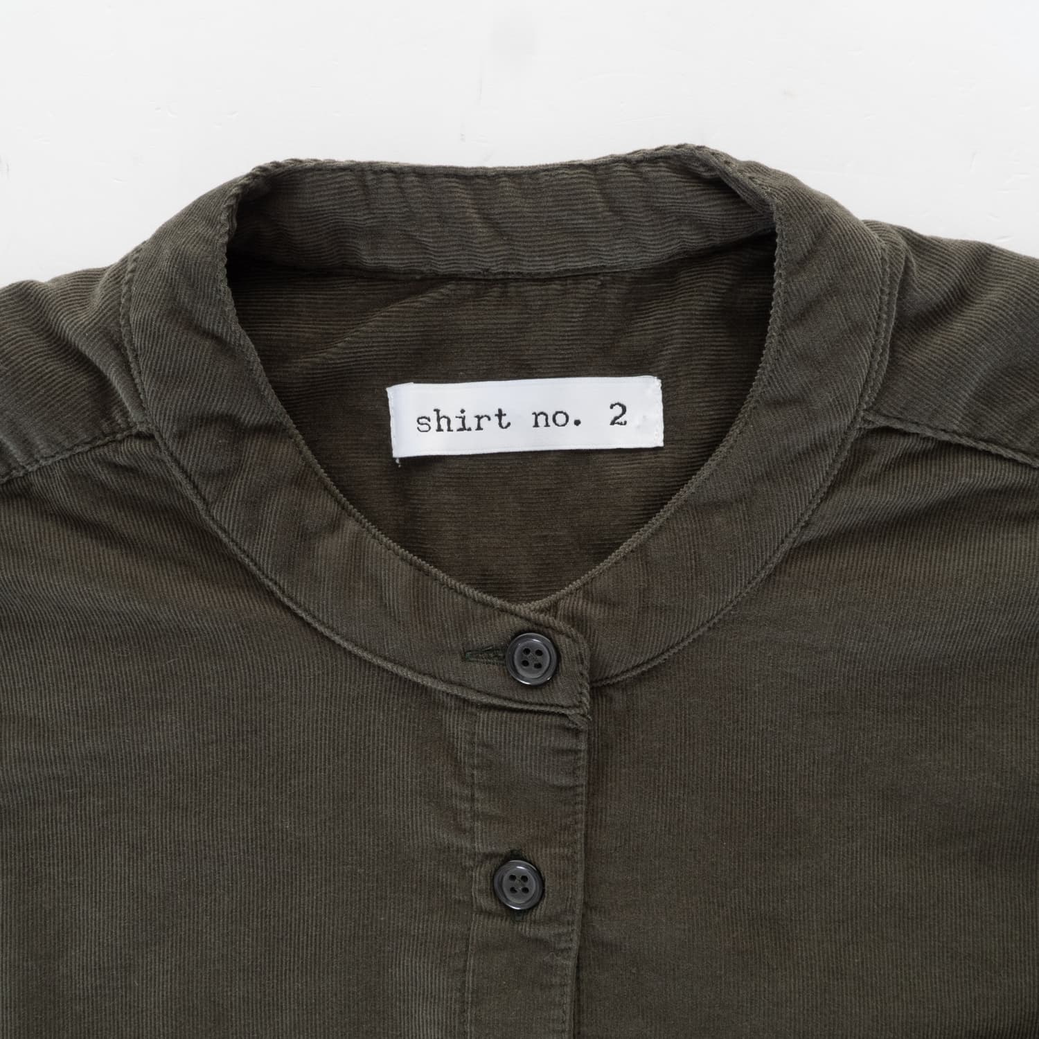 Feincordbluse mit Stehkragen