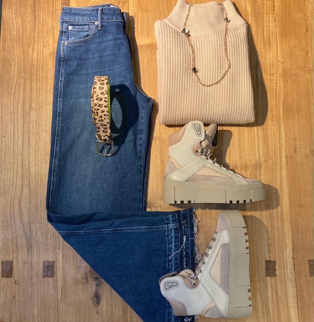 Wie man Jeans jetzt trägt? 125982958_194428978833374_1666251702491058577_n