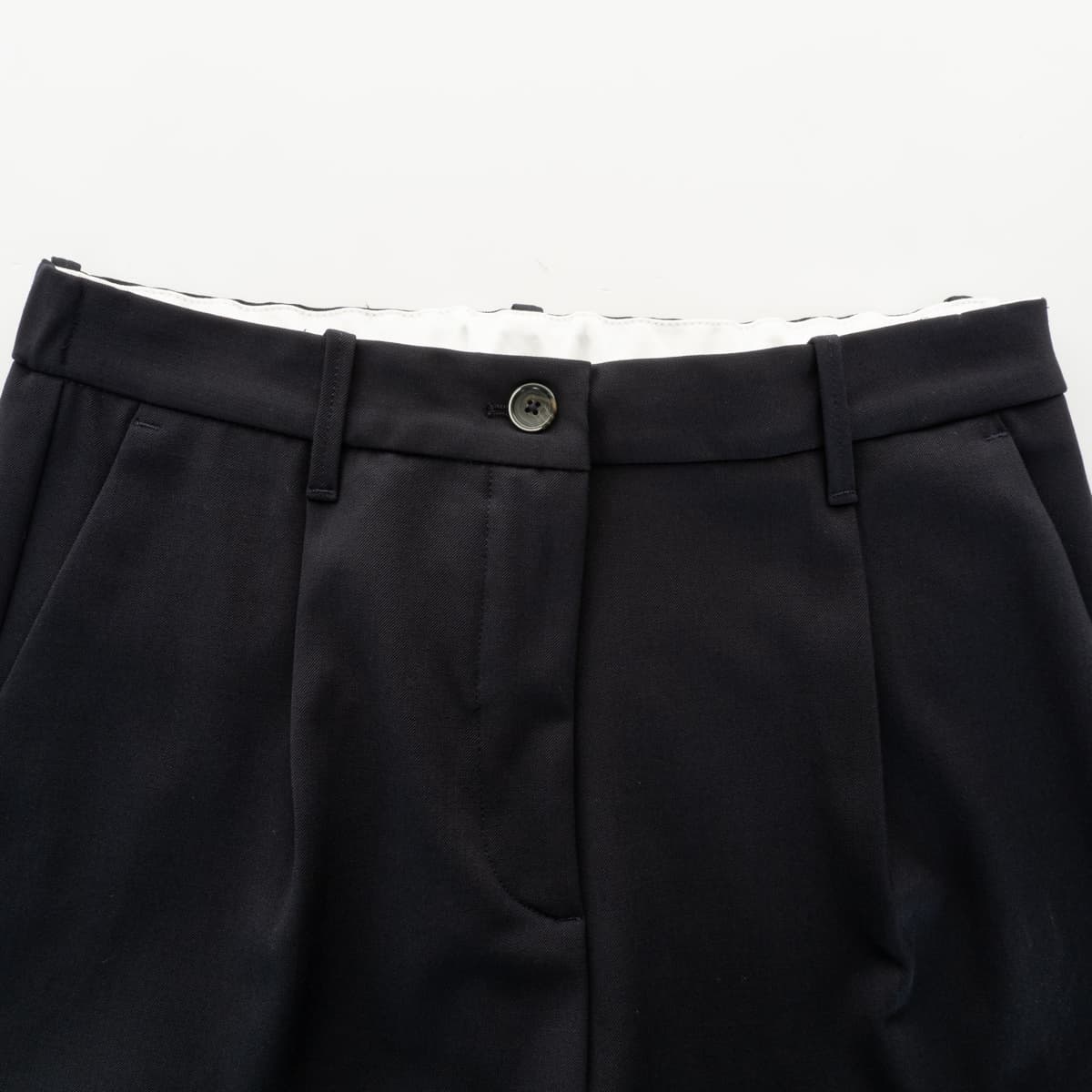 NITM-blenda-9fw24-bld01-s37-blue-navy-2-von-4 nitm-blenda-9fw24-bld01-s37-blue-navy-2-von-4