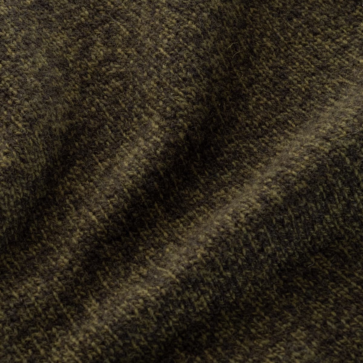 Strickrolli aus Schurwolle & Kaschmir