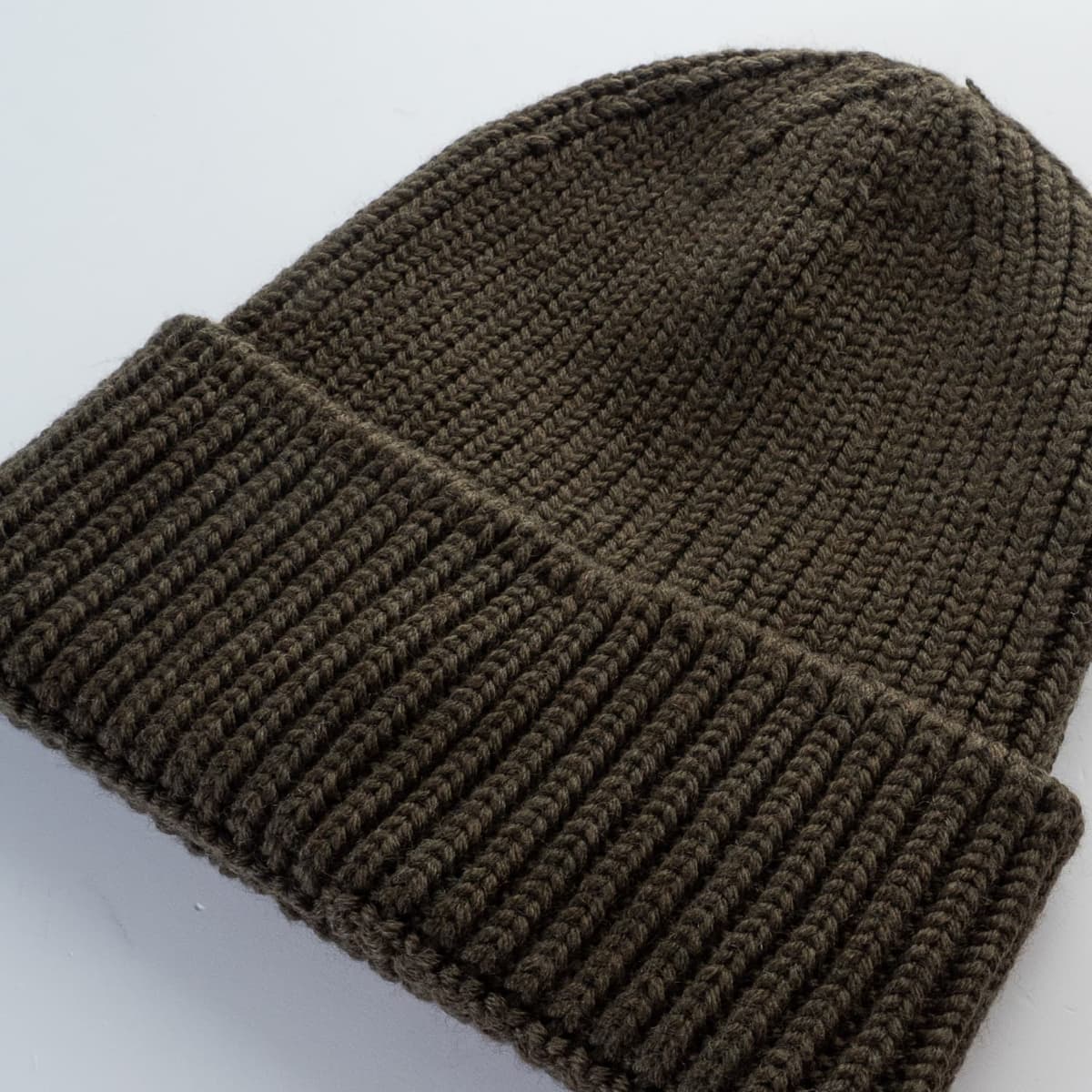 die-form-123-2460-strickmutze-mit-umschlag-640-tanne-1 die-form-123-2460-strickmutze-mit-umschlag-640-tanne-1