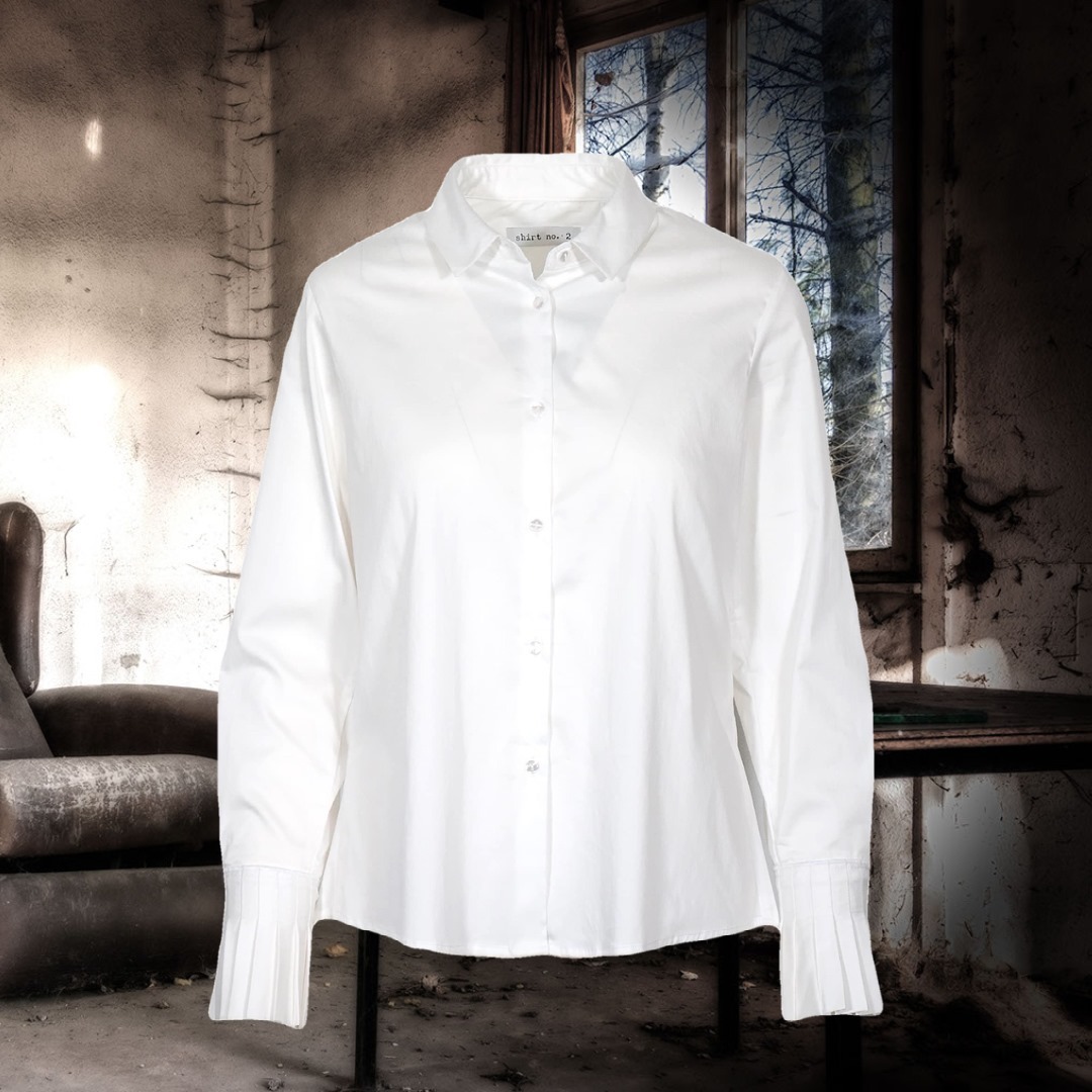 Diese Bluse von Shirt No.2 120237620_2150411548426270_4011627700424138429_n