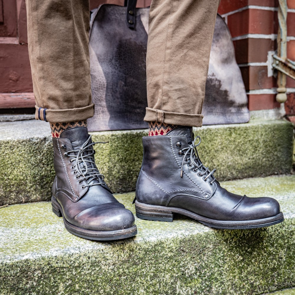 Diese Boots sitzen sofort. 242227087_213602400752296_8648831688076319639_n