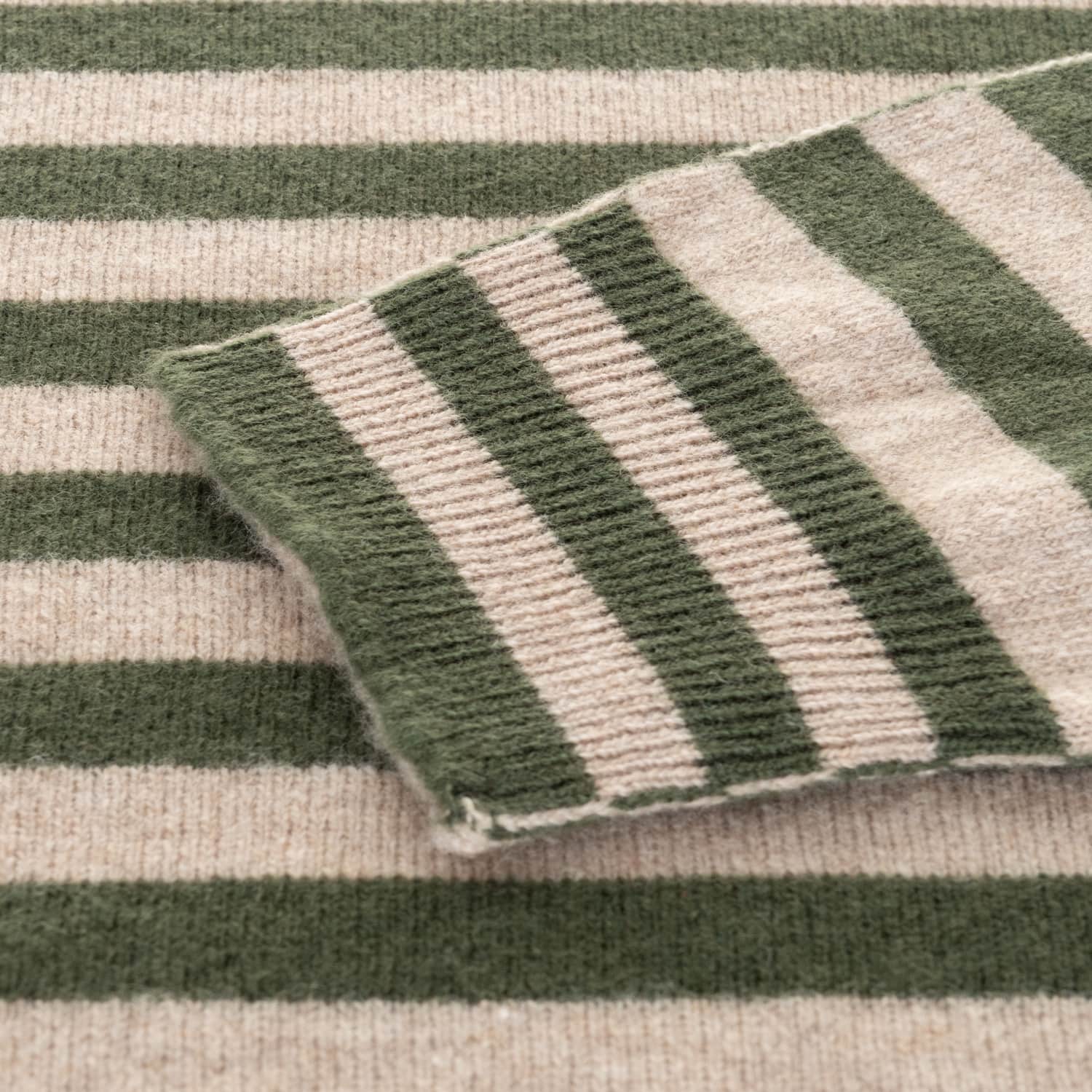 Strickpullover Geringelt