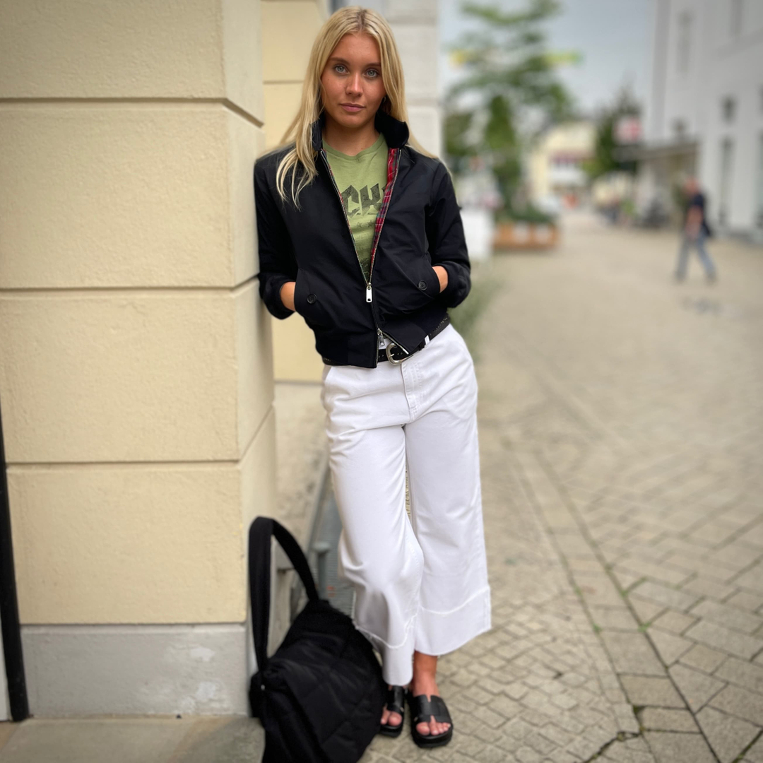 Blouson-Klassiker für SIE. 343773395_615455306882572_1254673529703113385_n
