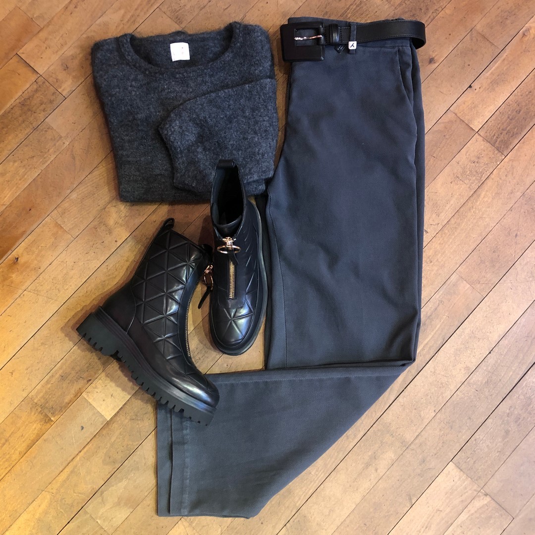Easy Chic. 238849889_234634171906991_2008432872867663028_n