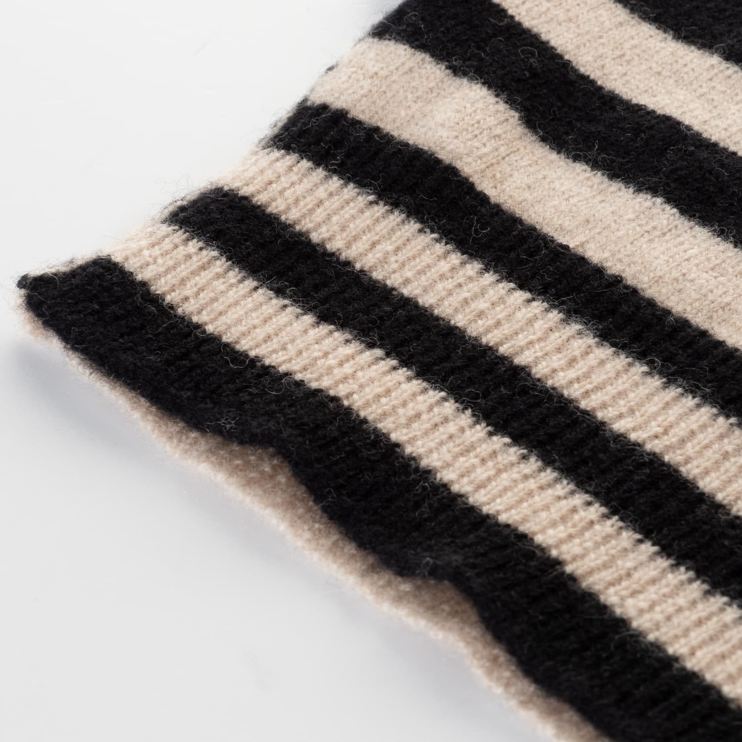 Strickpullover Geringelt