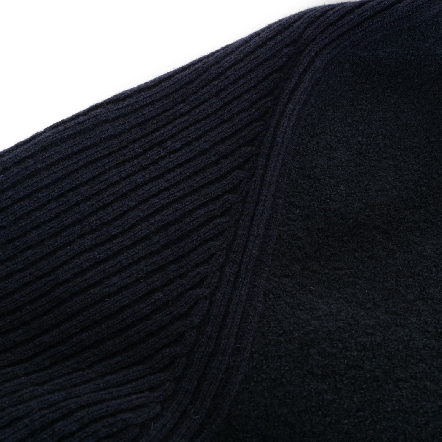 Kapuzenjacke aus Merinowollstrick