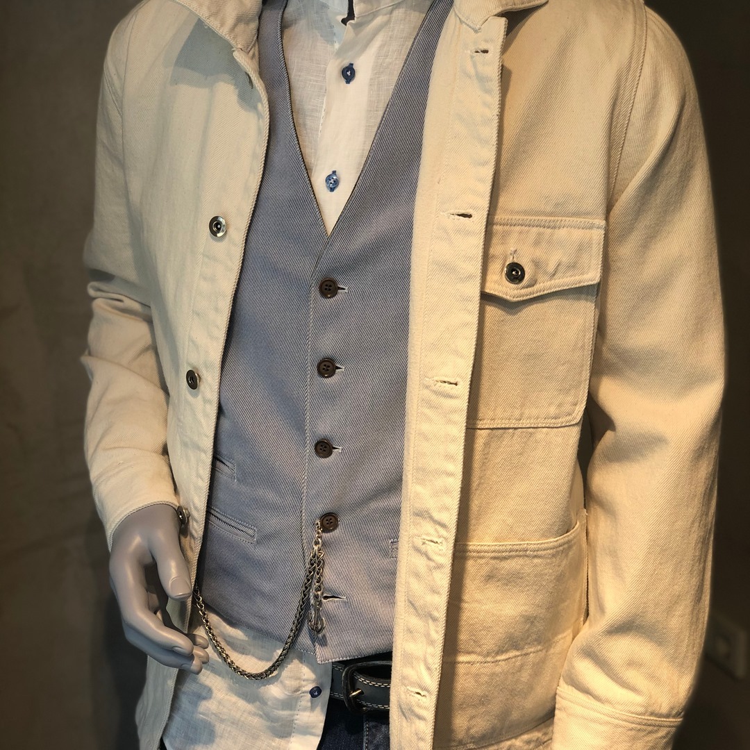Fifty-Fifty-Jacke. 173396182_850865745516370_2144197607483238817_n