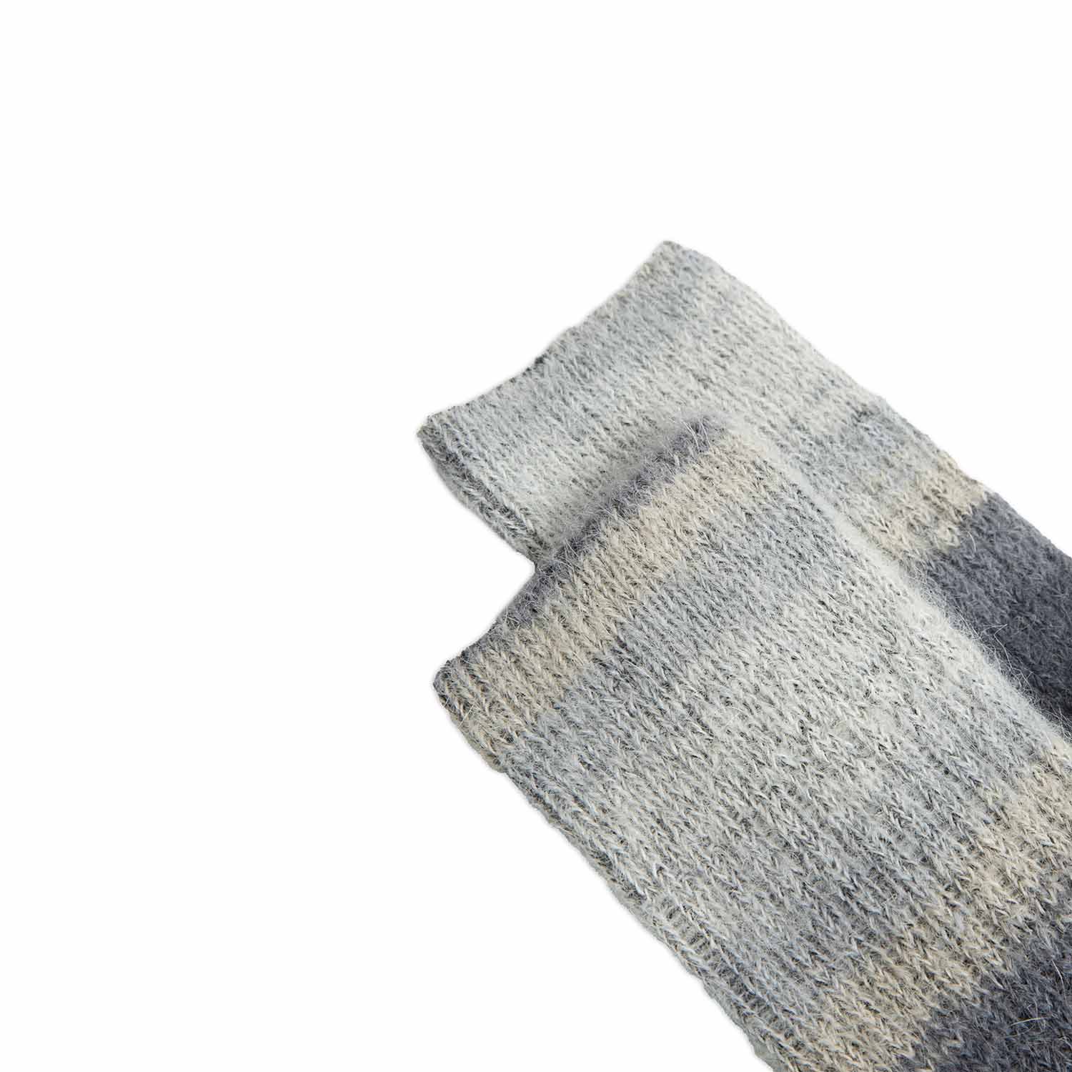 Stricksocke Ranua Gestreift