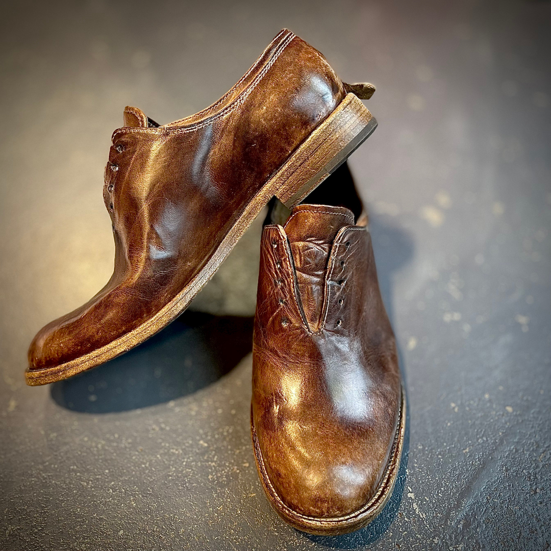 Der richtige Schuh. 274147228_490377802658064_3020004897889297772_n