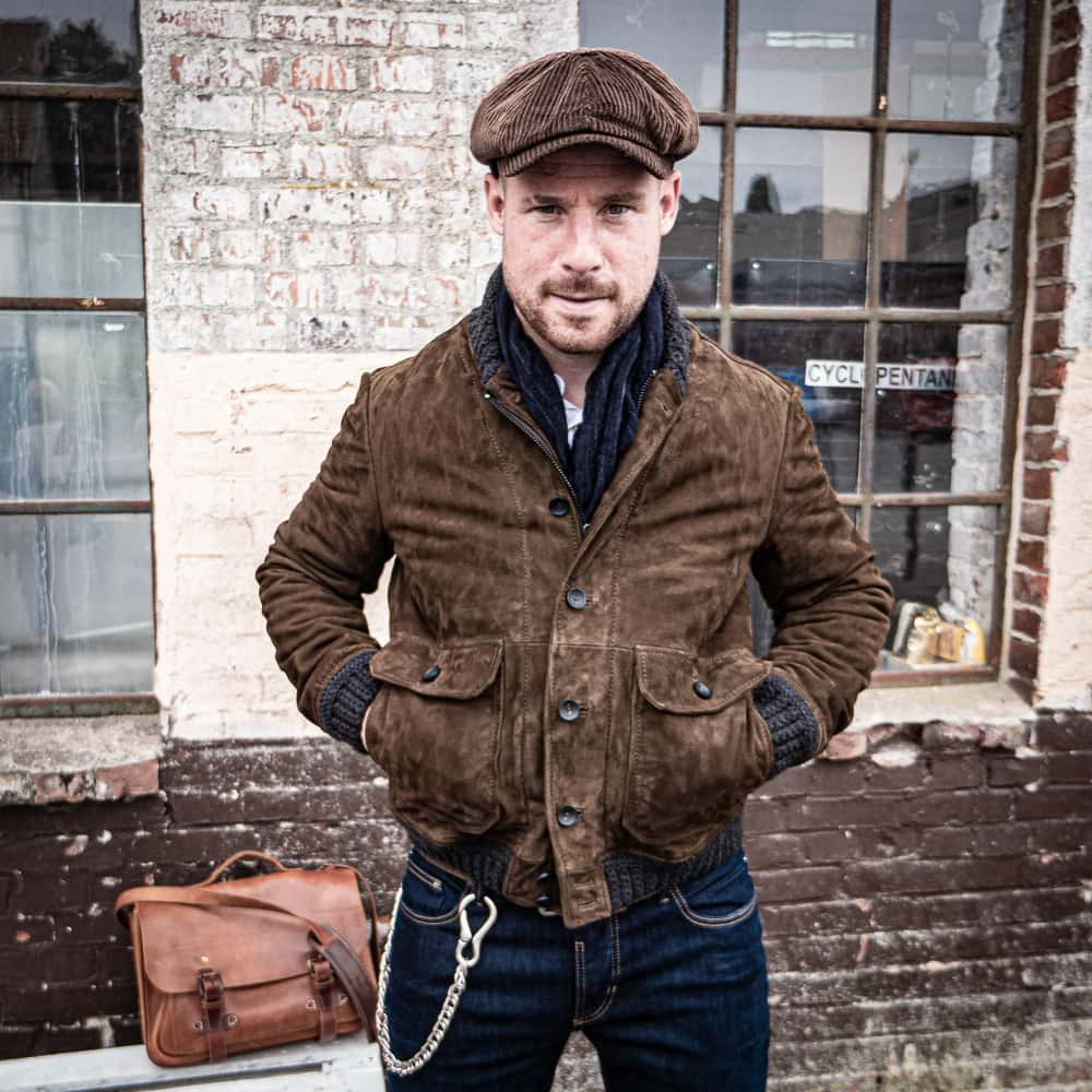 Streetstyle in Leder. 305017431_8667780376580200_6853075366642155784_n