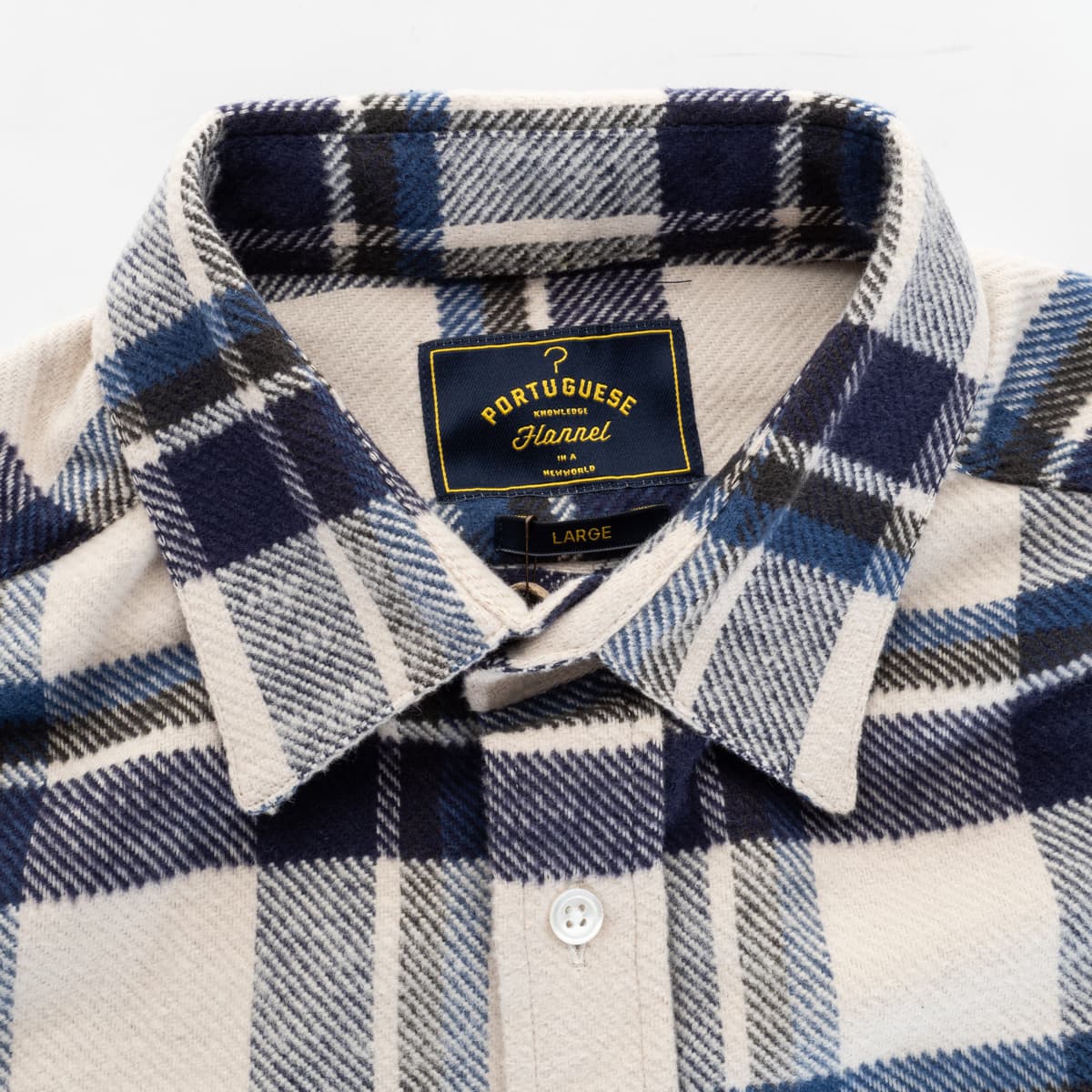 Ecca Shirt