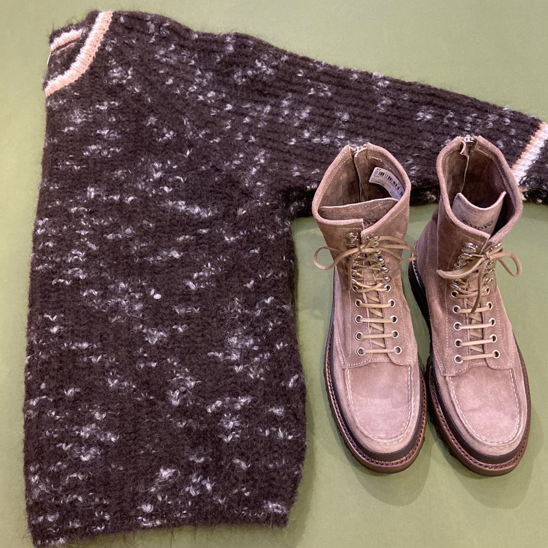 Herbst in Strick und Stiefel. 262612660_190064063333532_6367621094580736131_n
