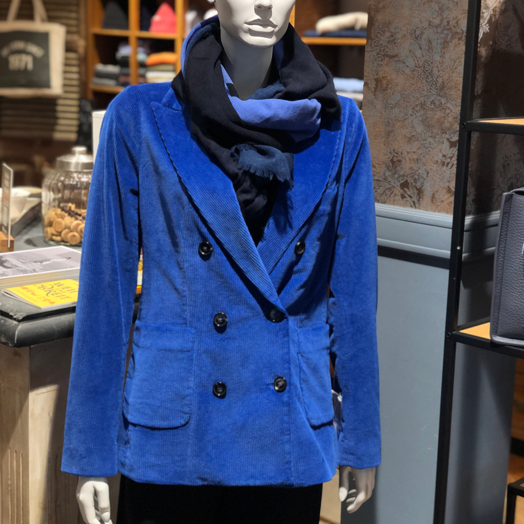 Blazer mit Wirkung. 313038315_1061191204500532_3551181725786460444_n