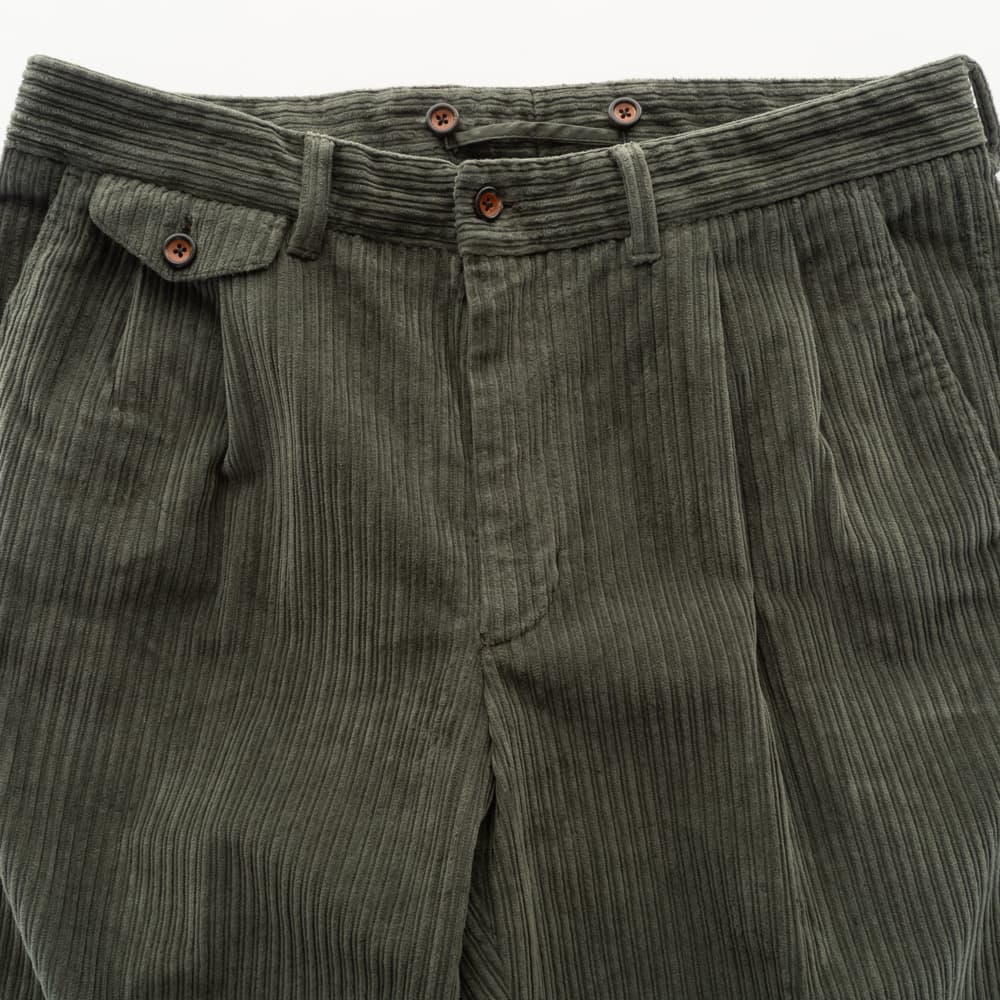 Chino bellviano Breitcord