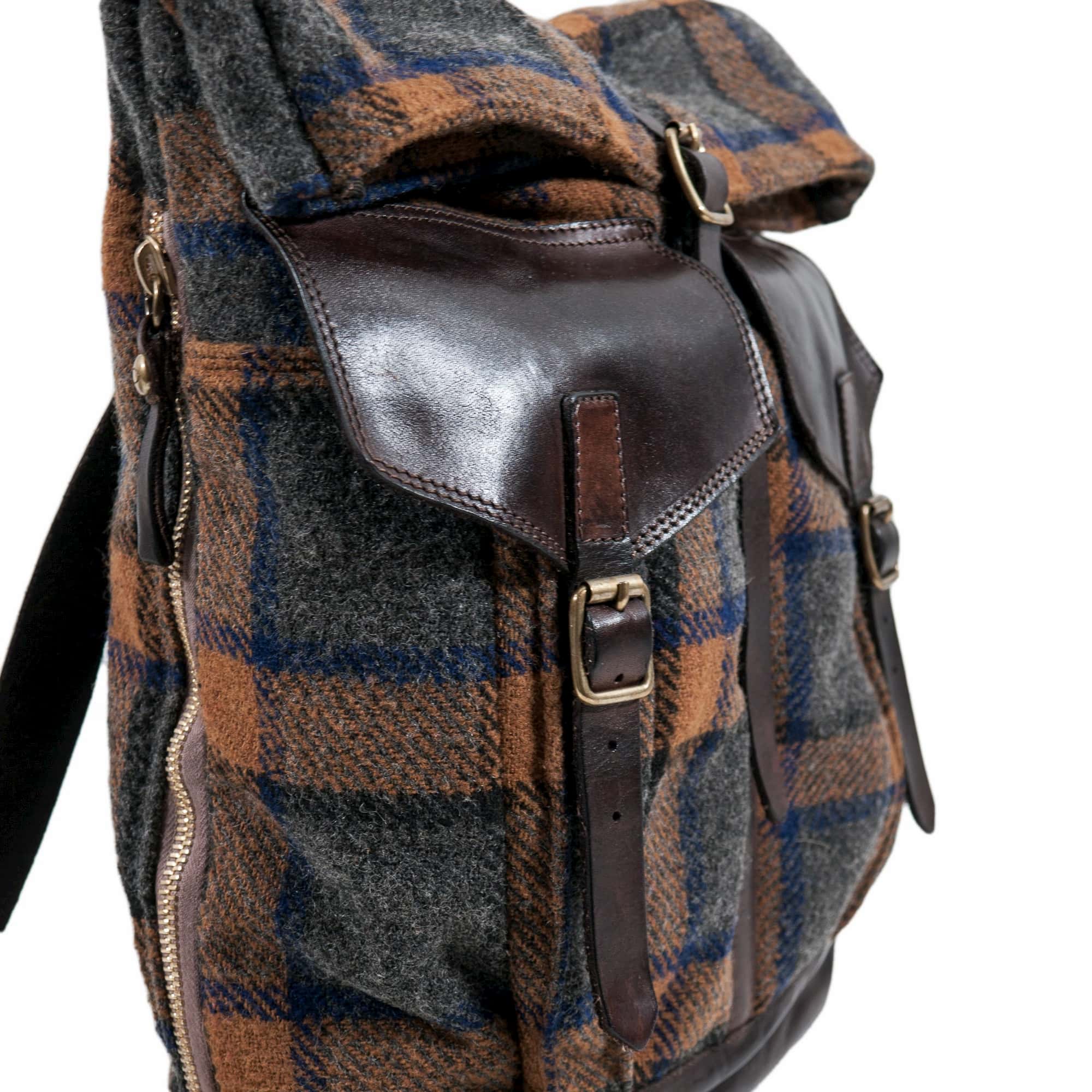 campomaggi-21660nd-x1475-backpack-F3180-5 campomaggi-21660nd-x1475-backpack-f3180-5