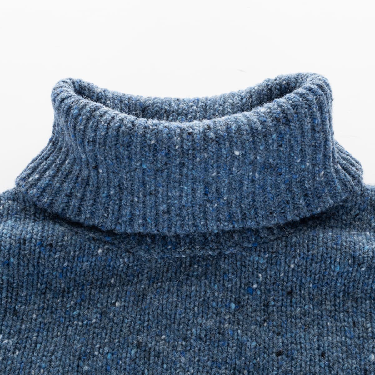 Hartford-bc-p7-315-donegal-roll-neck-03-denim-4-von-4 hartford-bc-p7-315-donegal-roll-neck-03-denim-4-von-4