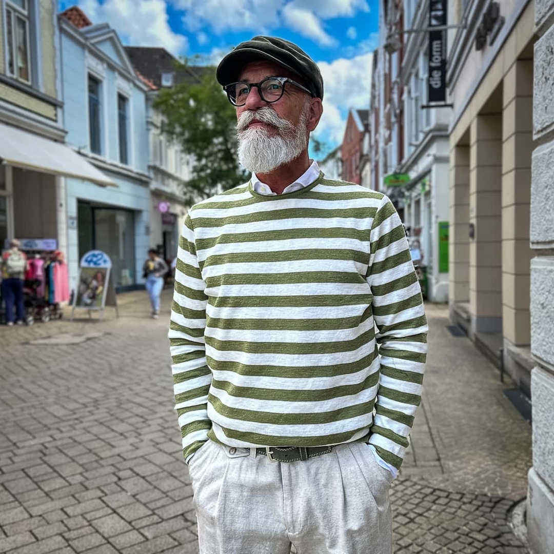 Leichter Sommerpullover. 452153307_1015179680145127_2018636852268051559_n