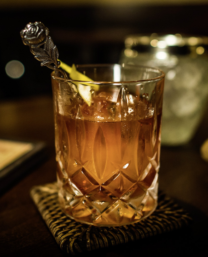 tempavantgarde_spirits_company_2_the_old_fashioned_cocktail-glas tempavantgarde_spirits_company_2_the_old_fashioned_cocktail-glas