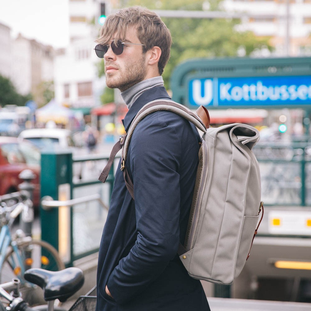 alex_backpack_moss_grey_brown_mid04_8719322703439_berlin_series_72dpi alex_backpack_moss_grey_brown_mid04_8719322703439_berlin_series_72dpi