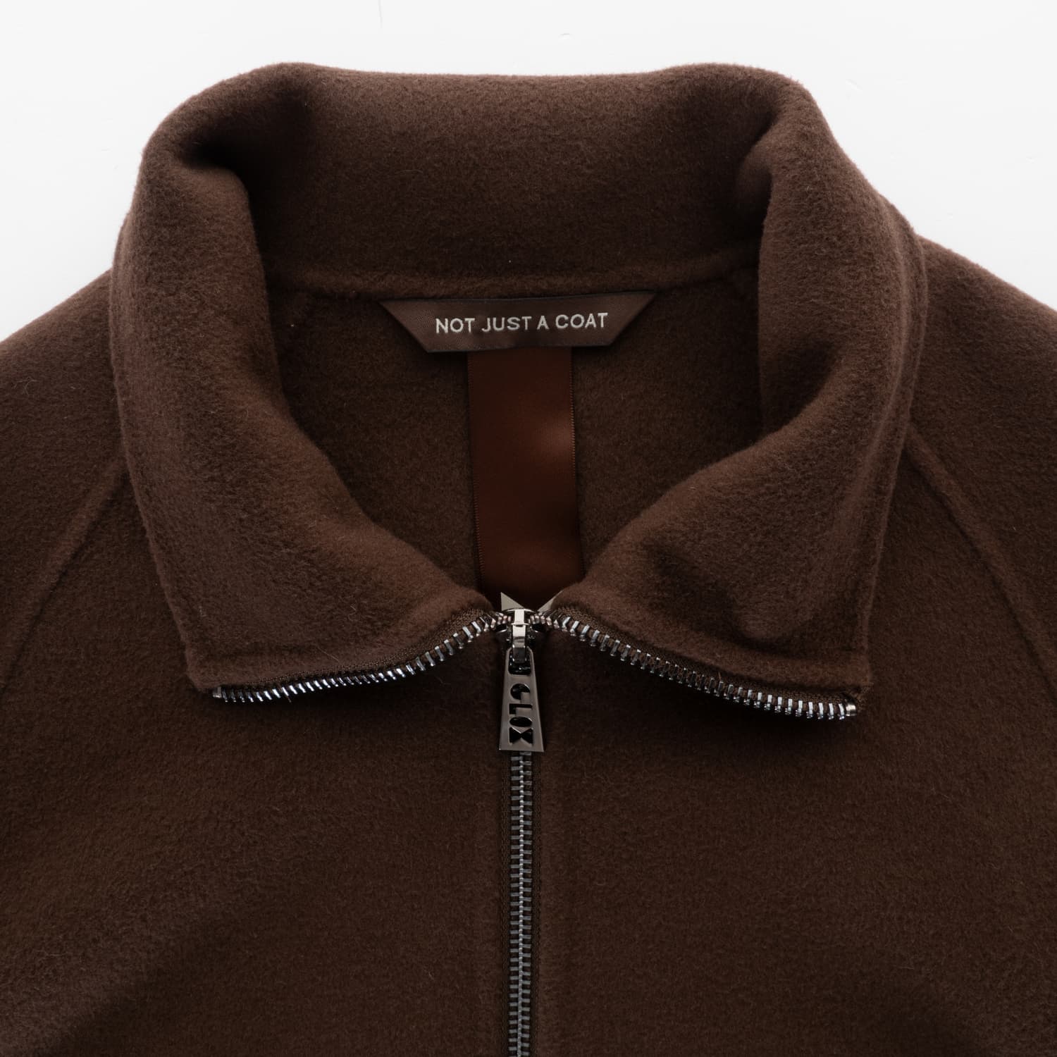 Wolljacke mit Gürtel