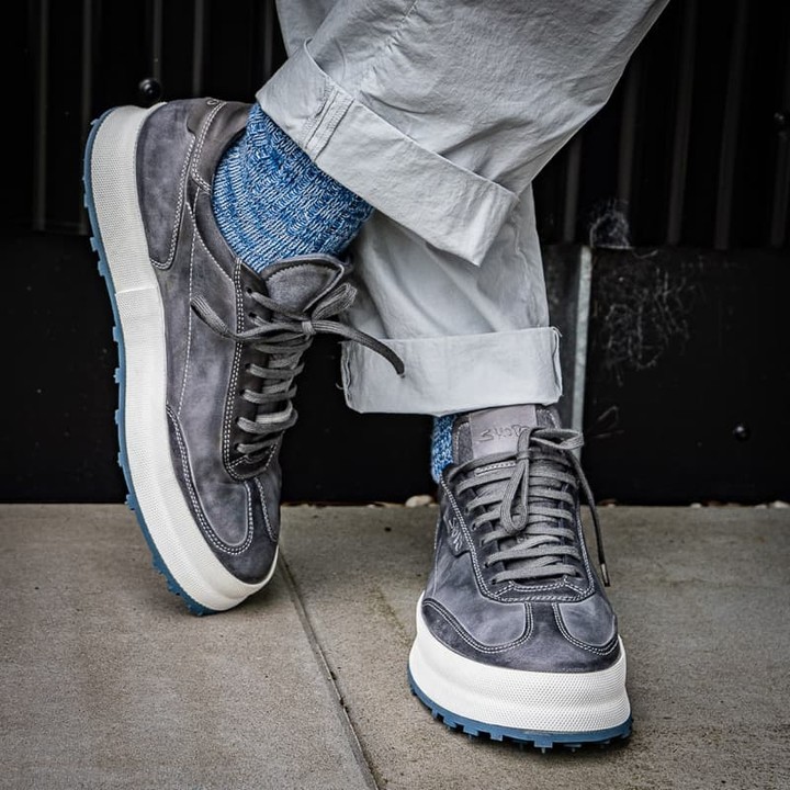 Leder Sneaker. 441782378_2082959725403984_4200259524261994025_n