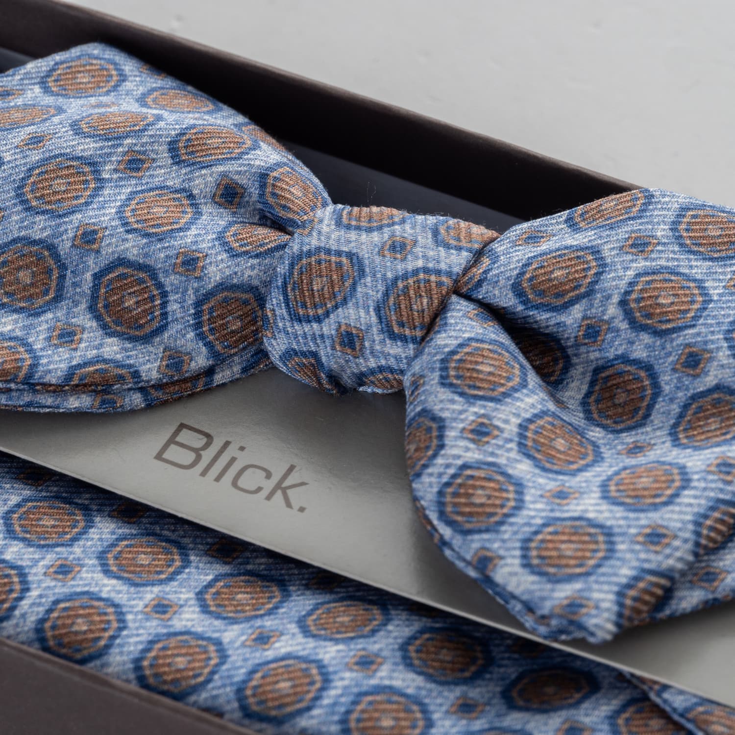 Blick-o342-058-schleife-set-2-1-von-2 blick-o342-058-schleife-set-2-1-von-2