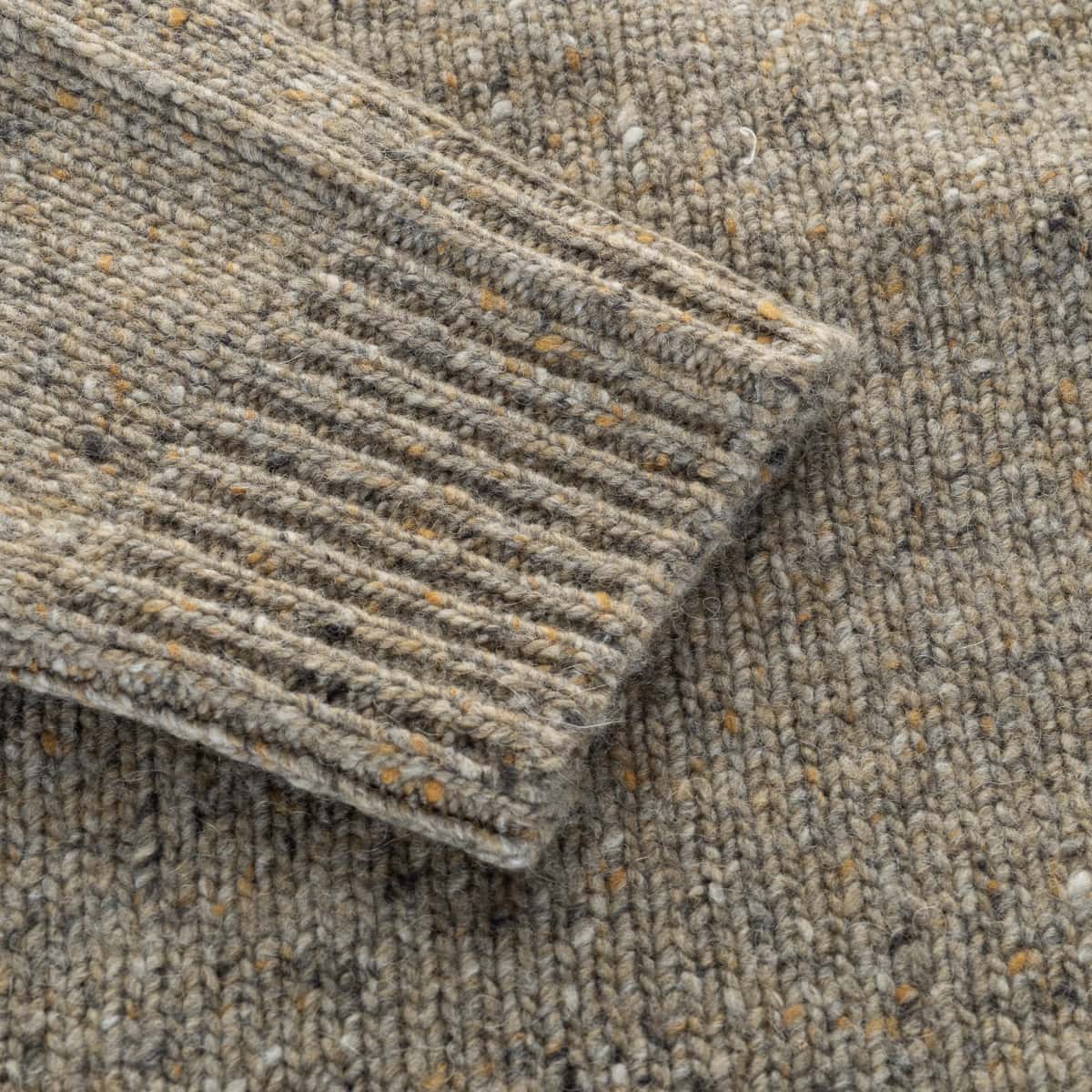 Hartford-bc-p7-315-donegal-roll-neck-04-lichen-3-von-4 hartford-bc-p7-315-donegal-roll-neck-04-lichen-3-von-4