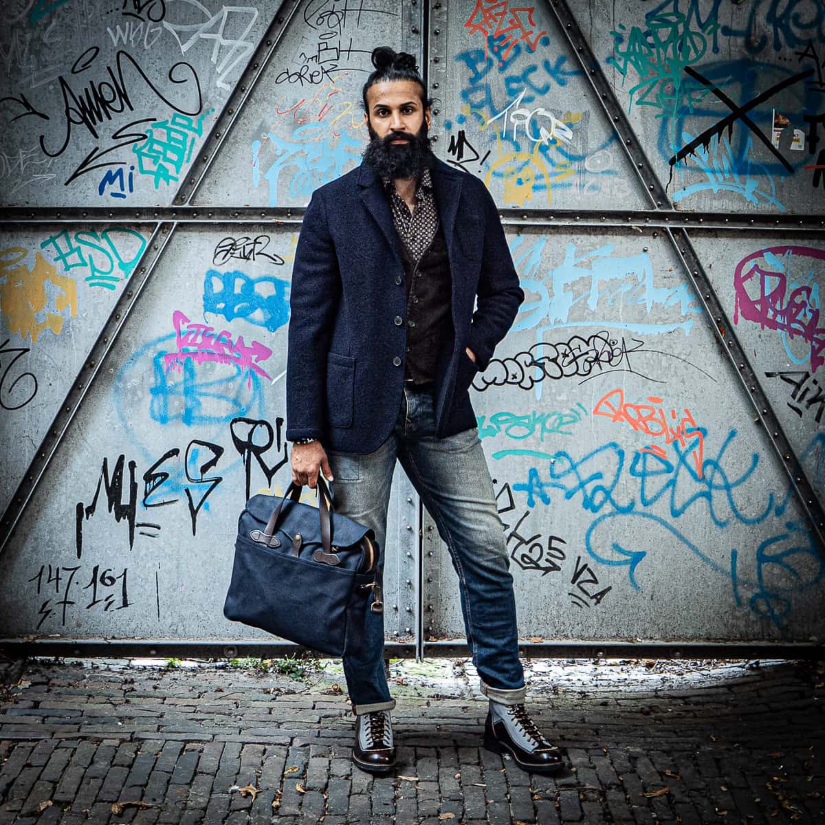 Fashionclip aus unserer FASHION STORY Fashionstory-die-form-mohit-1123730-pichi