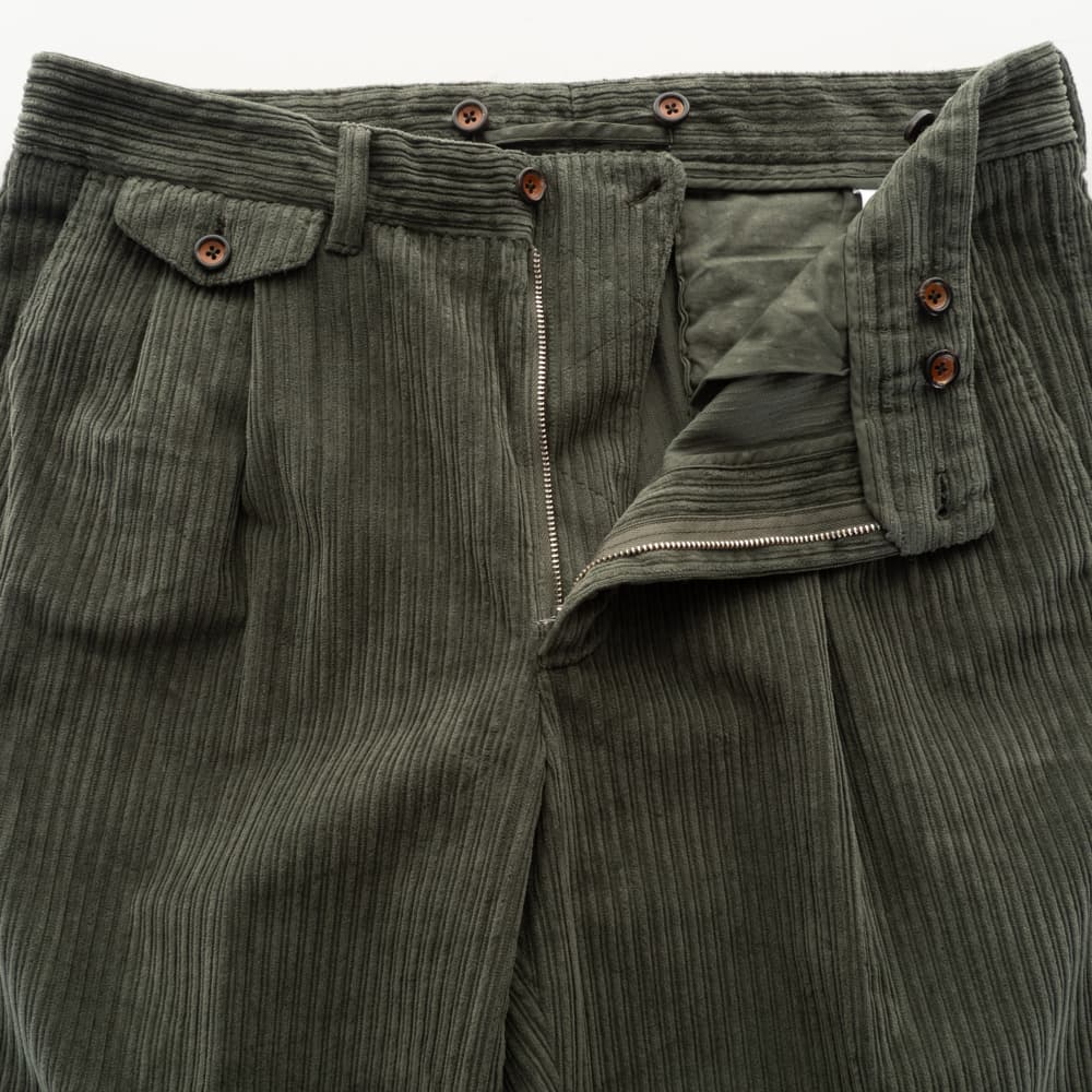Chino bellviano Breitcord