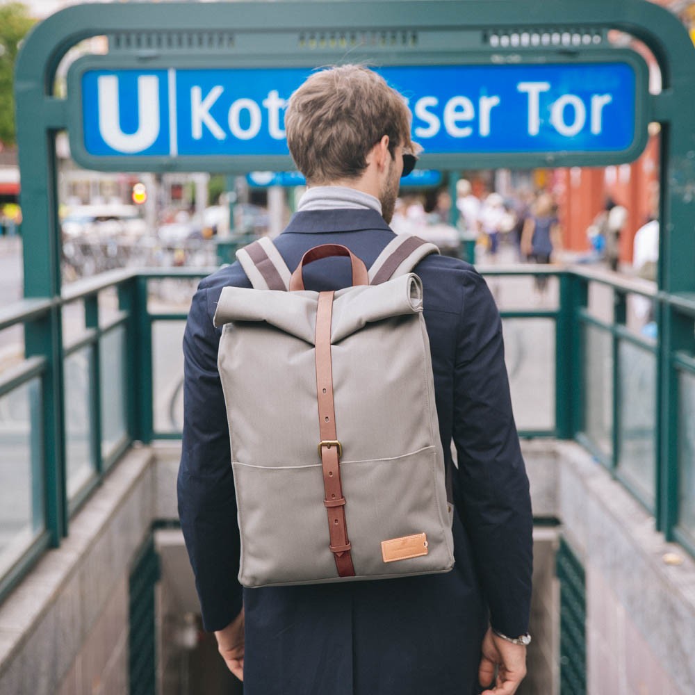 alex_backpack_moss_grey_brown_mid05_8719322703439_berlin_series_72dpi alex_backpack_moss_grey_brown_mid05_8719322703439_berlin_series_72dpi