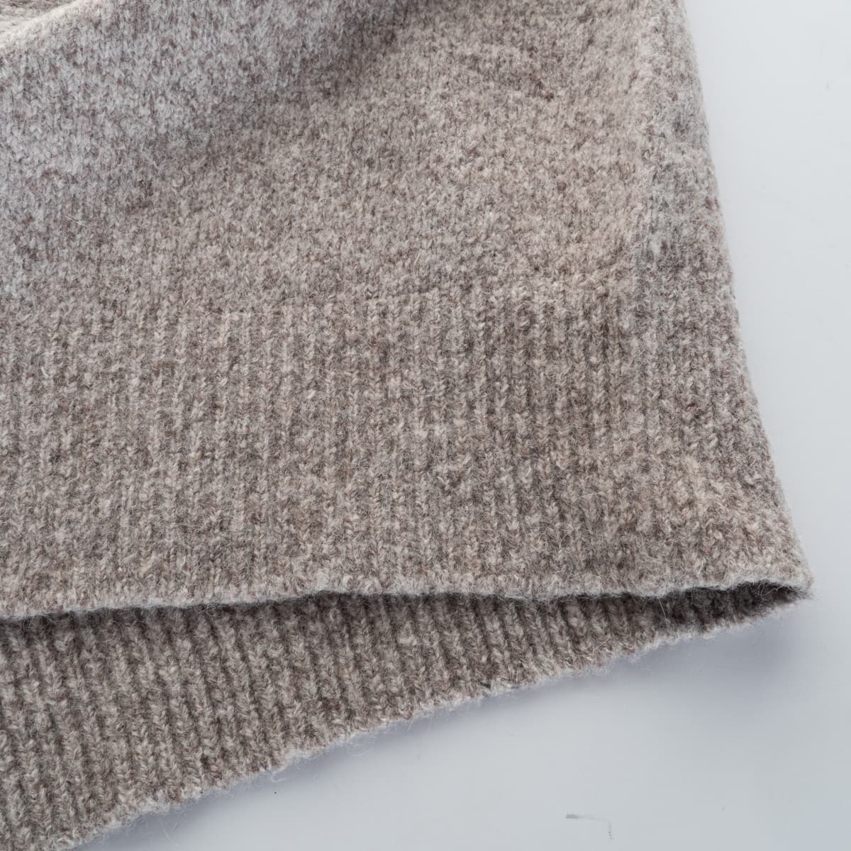 Tweed Rundhalspullover